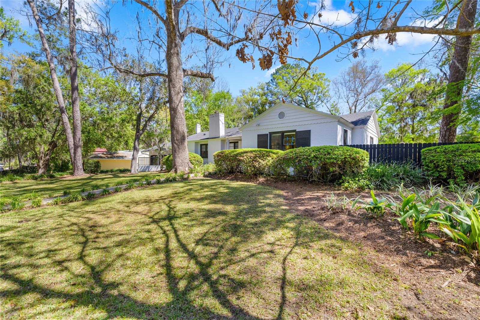 709 SW 27TH STREET