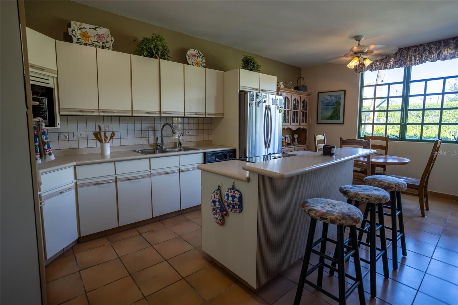 DORADO REEF - Residential