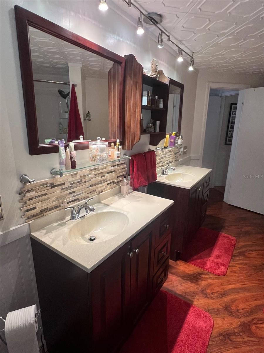 DORAL RO ASSOCIATION INC UNREC - Residential