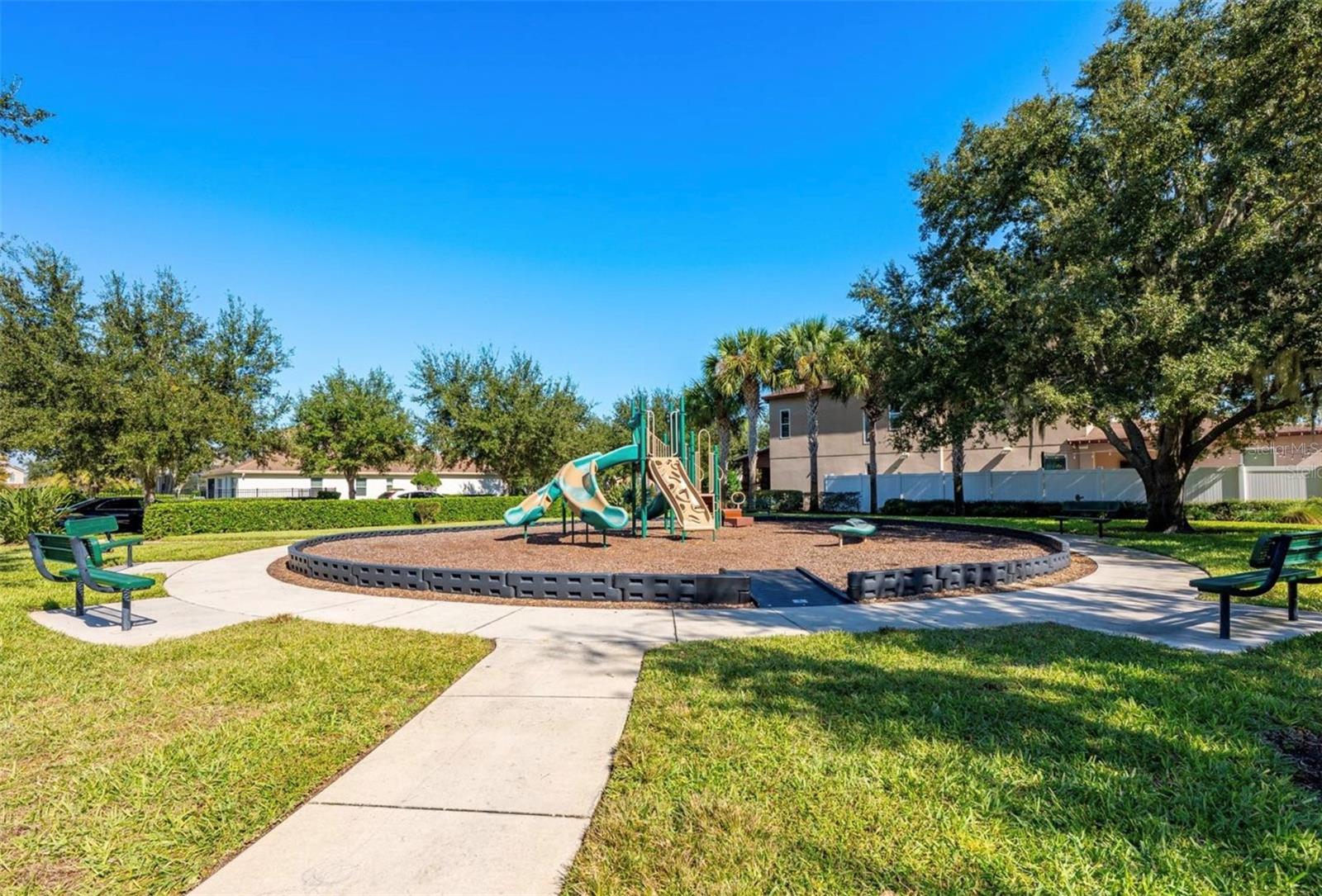 ASHLIN PARK PH 1 - Residential