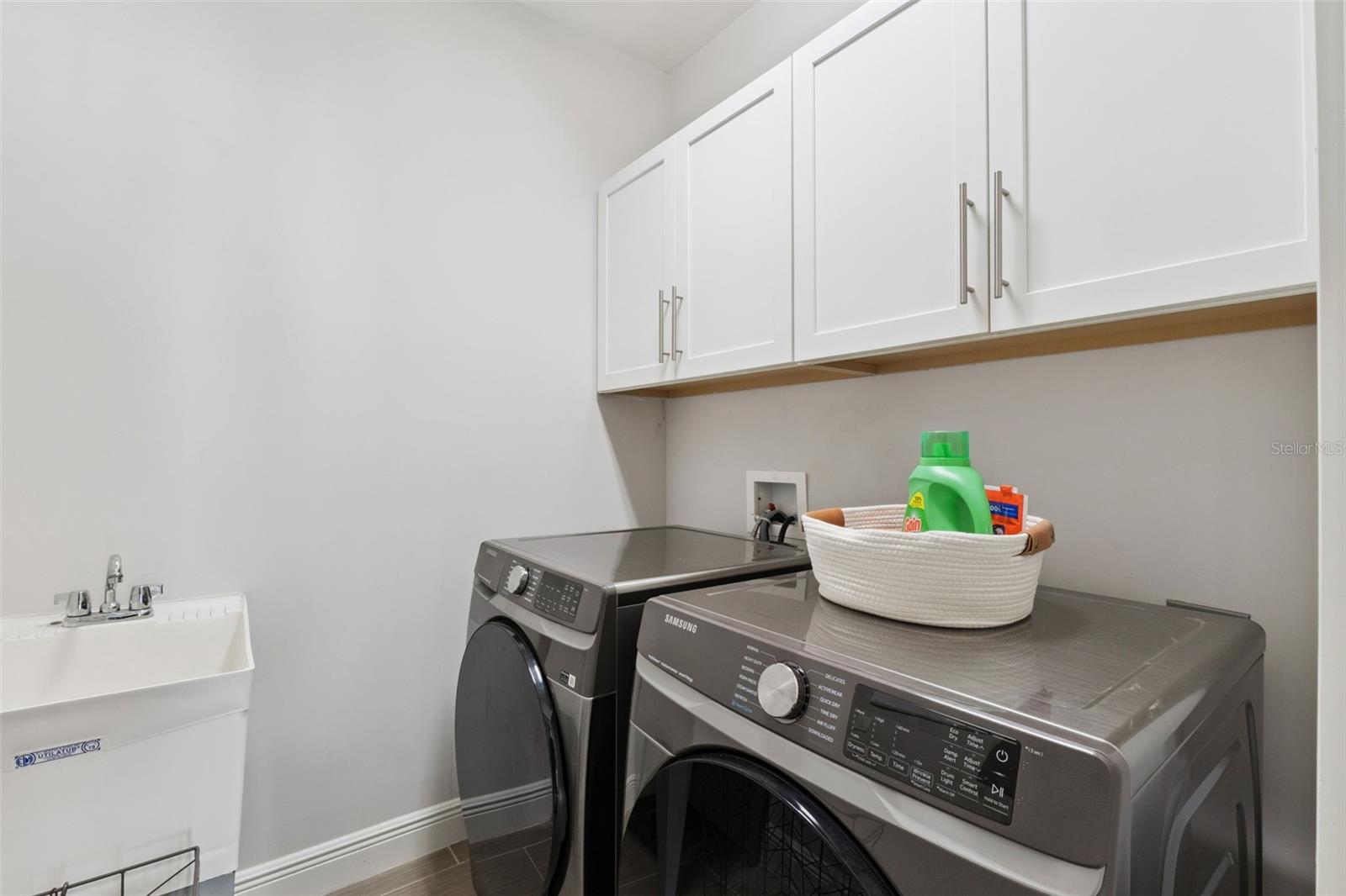 ASHLIN PARK PH 1 - Residential