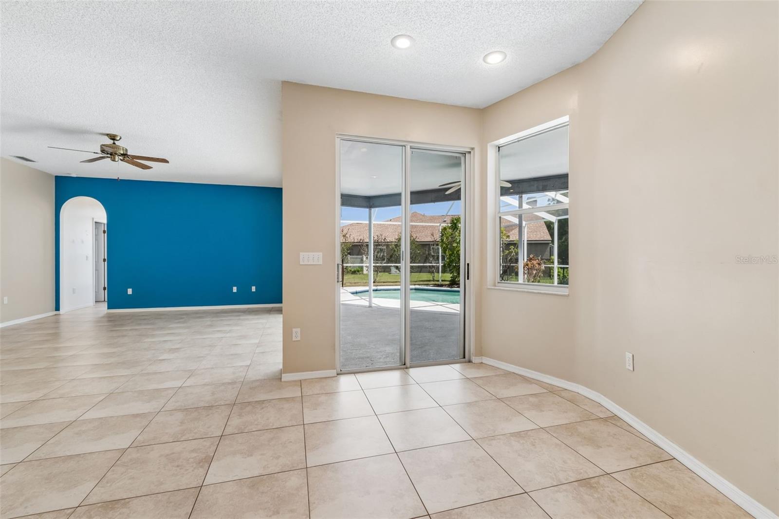 OAKRIDGE ESTATES AT RIDGEMOOR - Residential