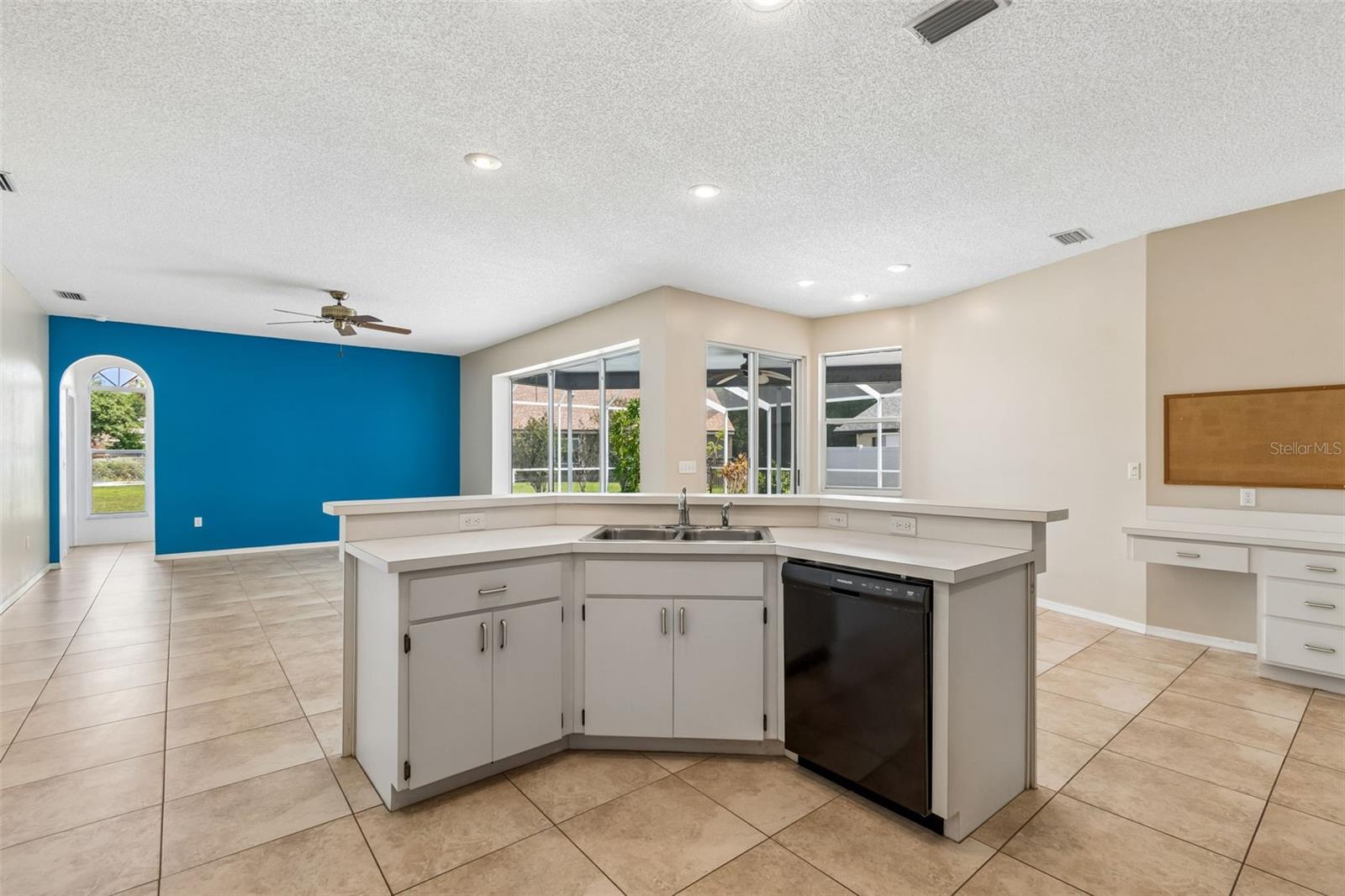 OAKRIDGE ESTATES AT RIDGEMOOR - Residential