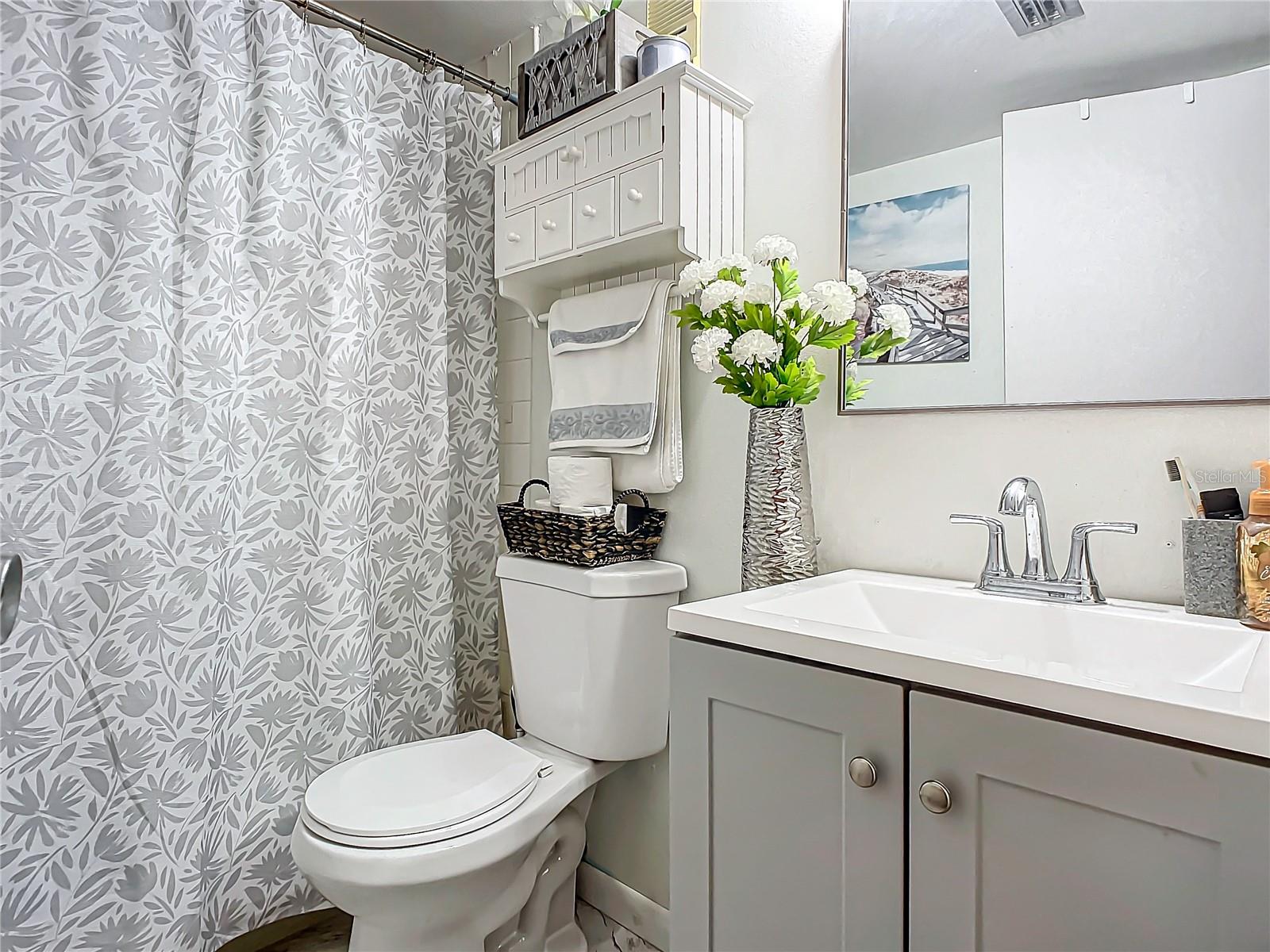EDGEWATER CONDO APTS - Residential