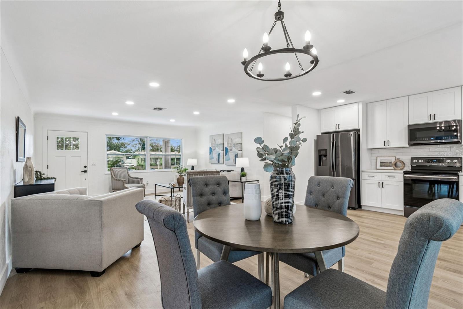 SUNSET HIGHLANDS - Residential