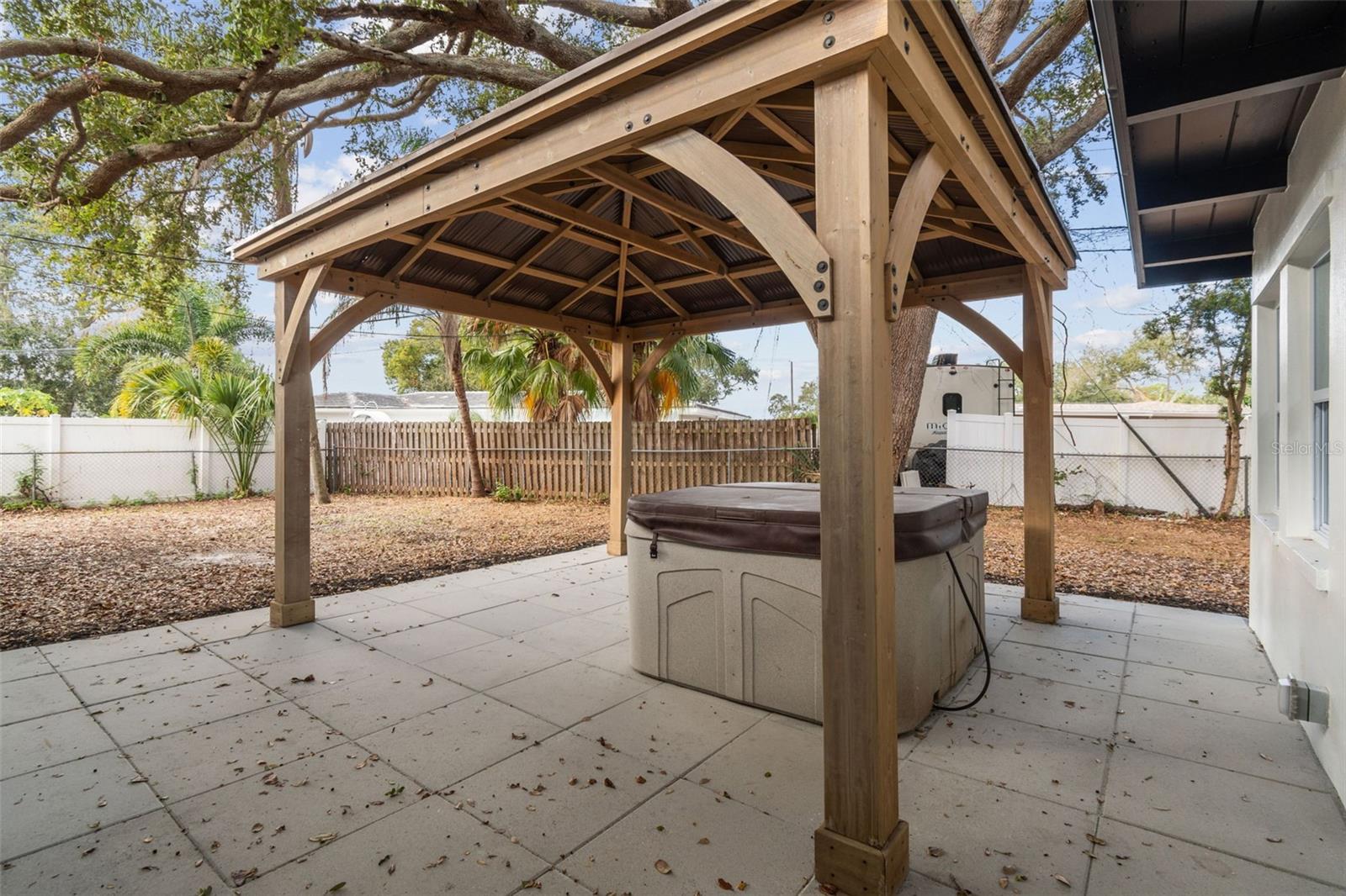 SUNSET HIGHLANDS - Residential