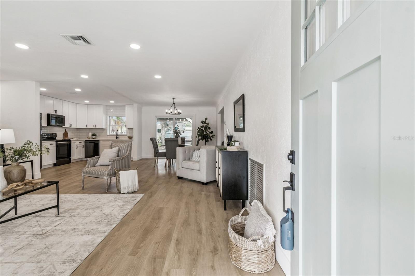 SUNSET HIGHLANDS - Residential