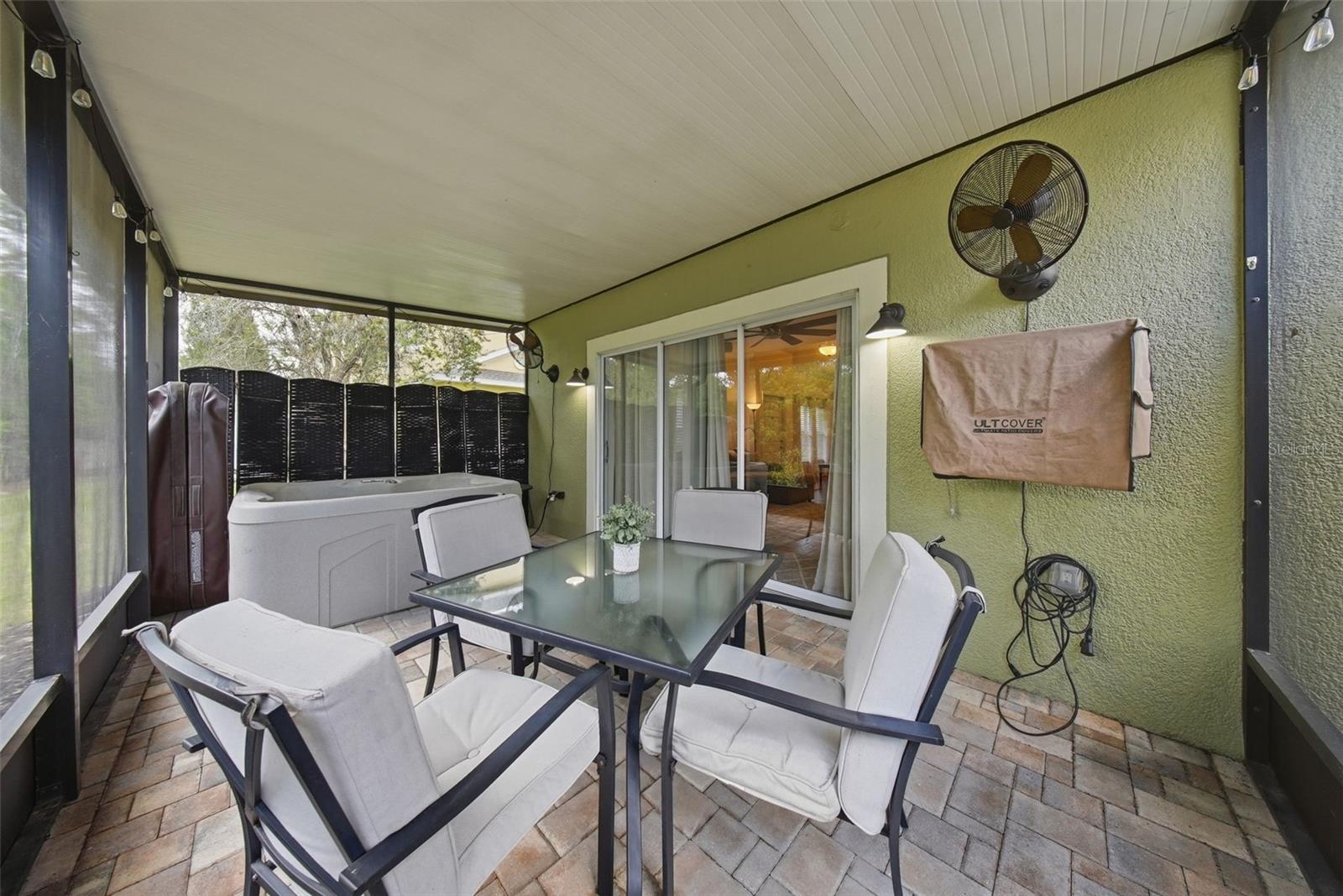 HAMMOCKS - Residential