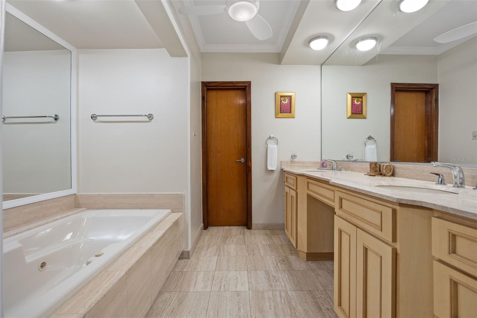 THE GREENS - Residential