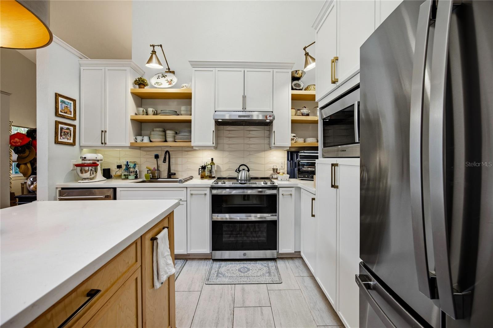 VINTAGE VIEW PH III REP - Residential