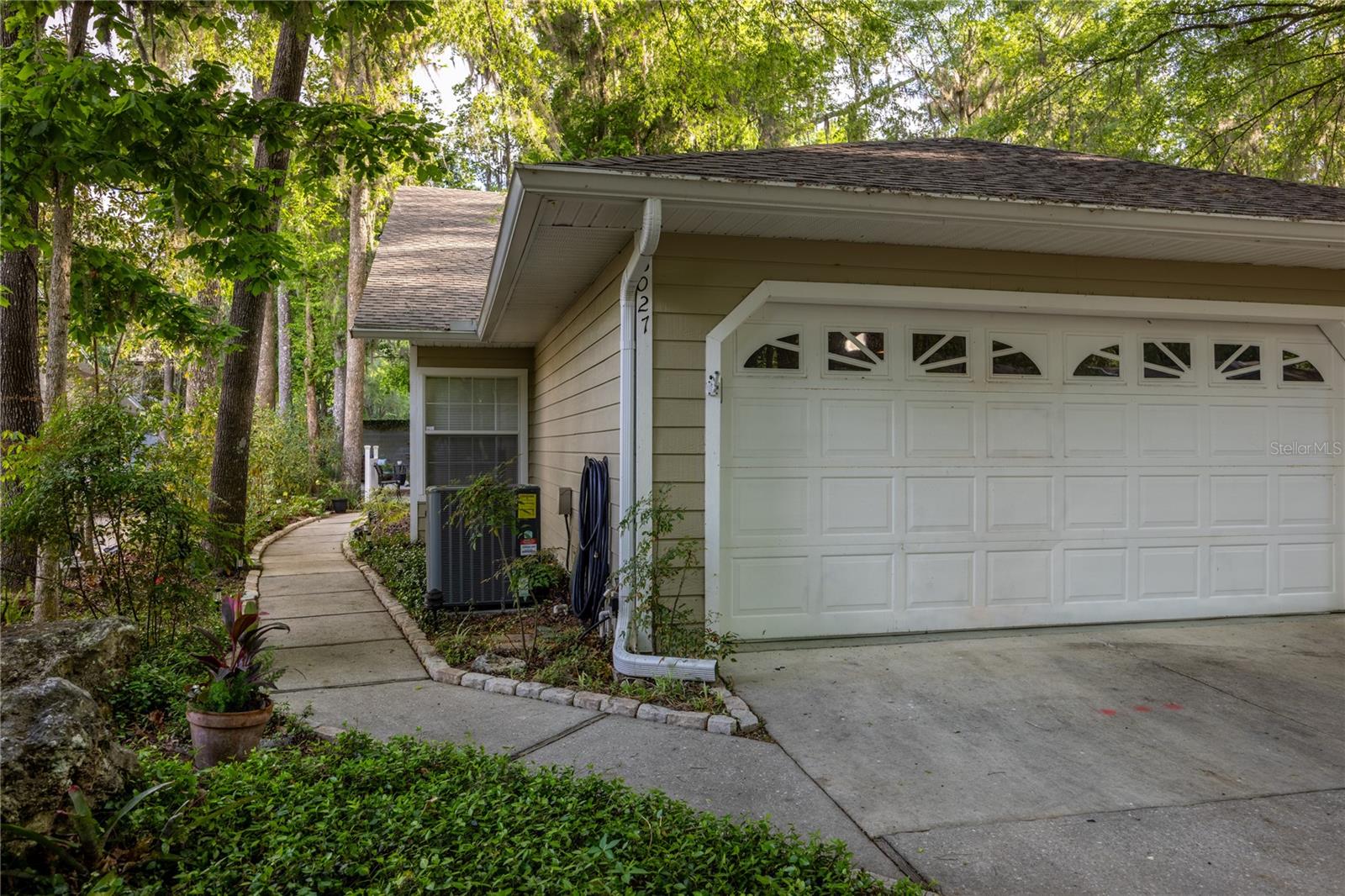 VINTAGE VIEW PH III REP - Residential