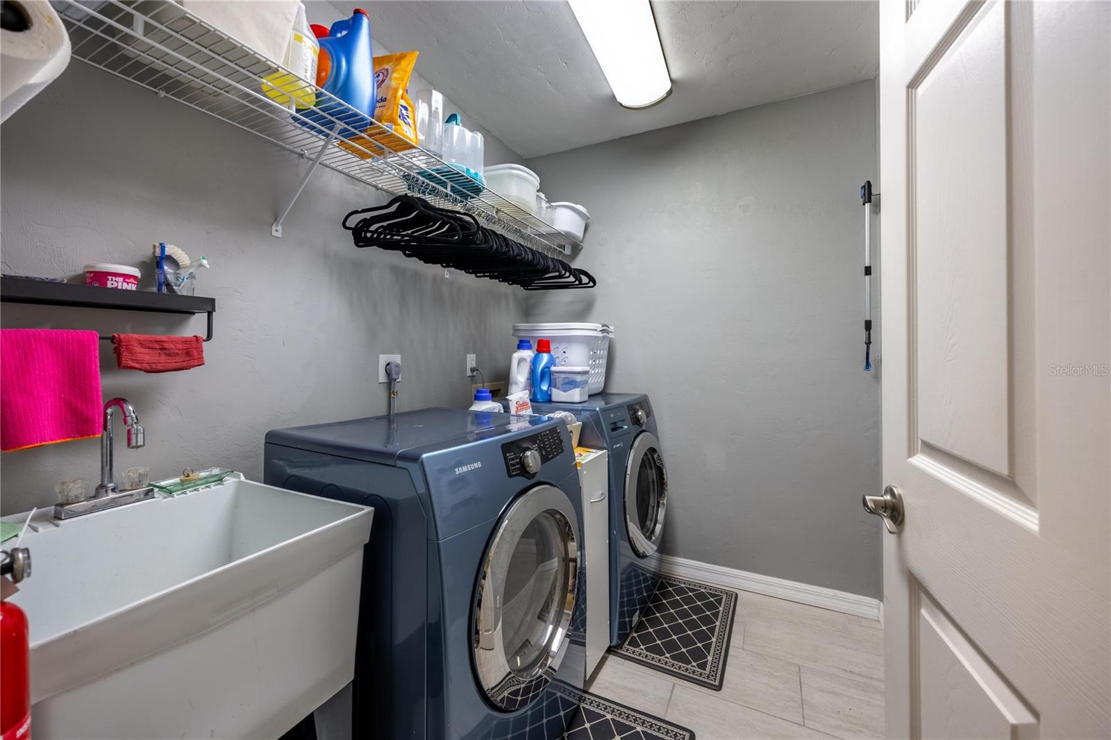 VINTAGE VIEW PH III REP - Residential