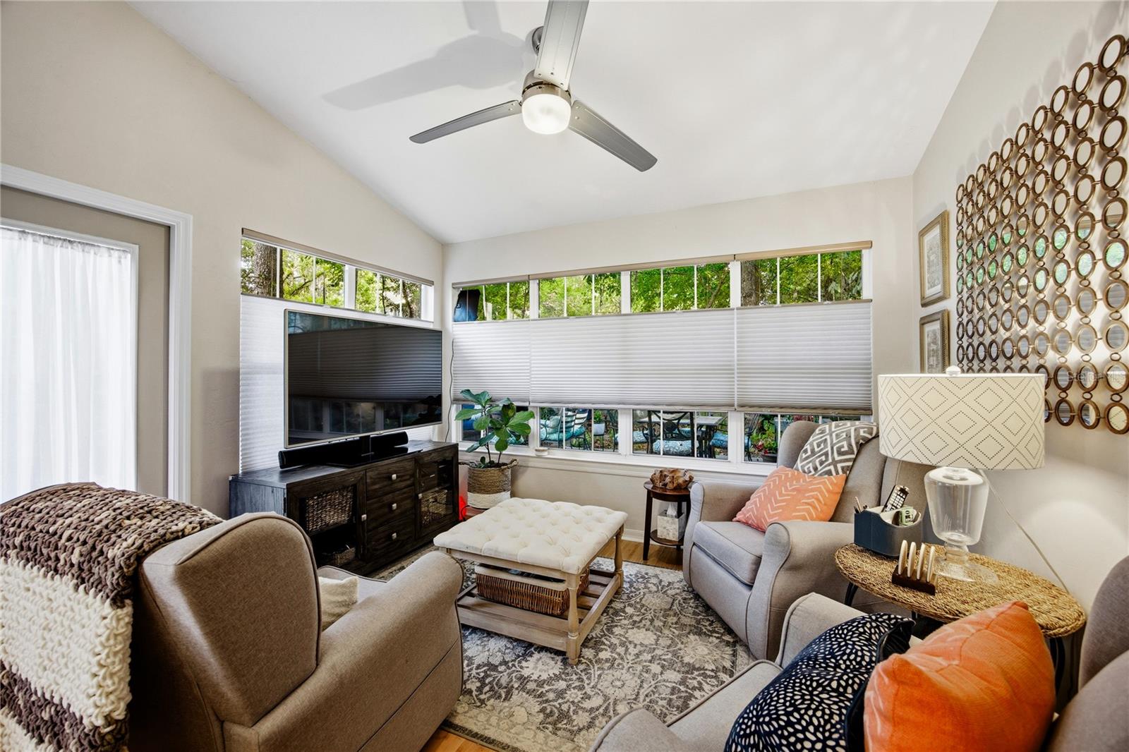 VINTAGE VIEW PH III REP - Residential