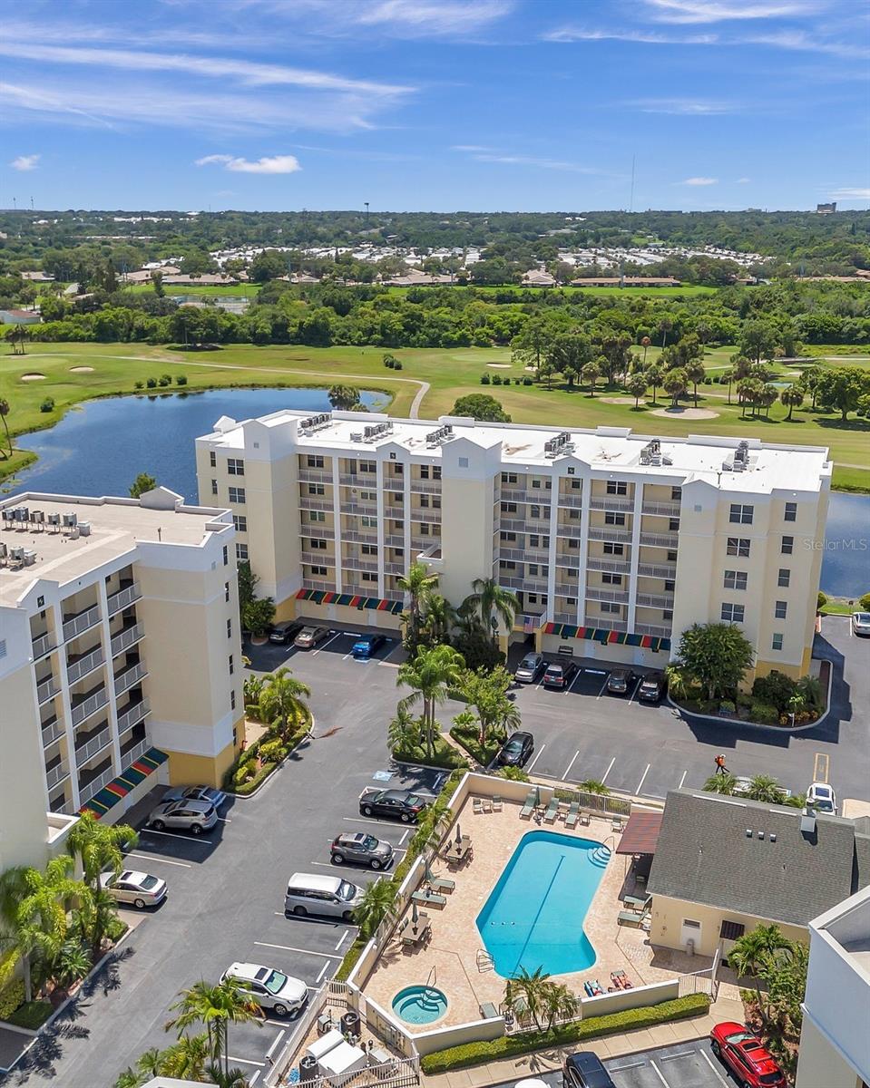 COUNTRY CLUB CONDO - Residential