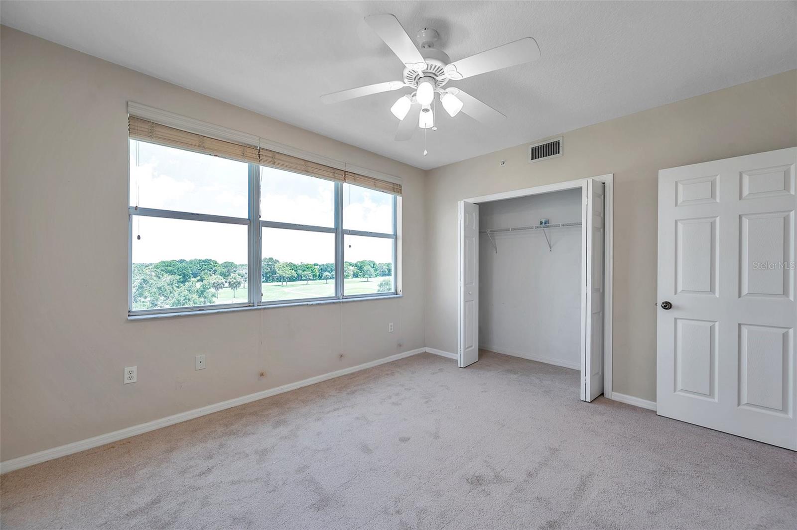 COUNTRY CLUB CONDO - Residential