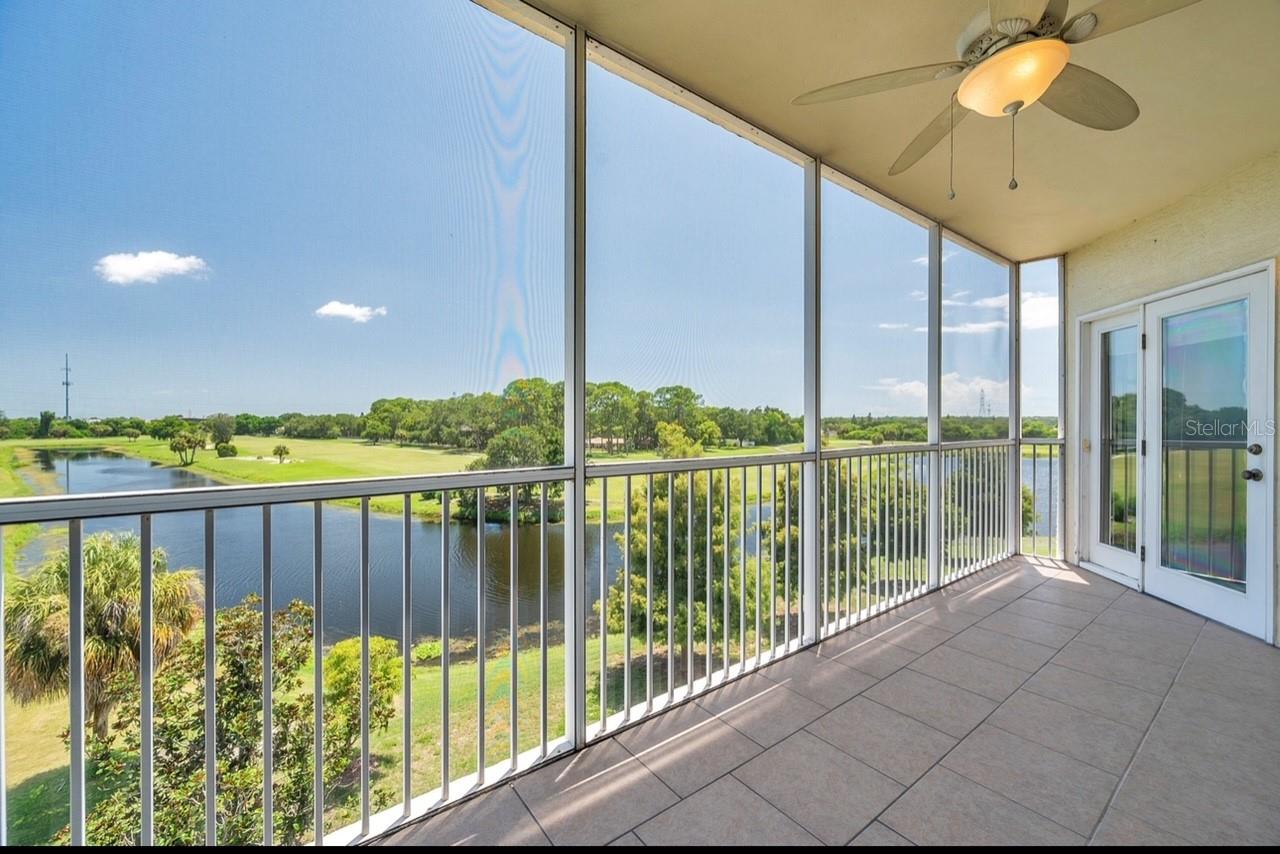 COUNTRY CLUB CONDO - Residential