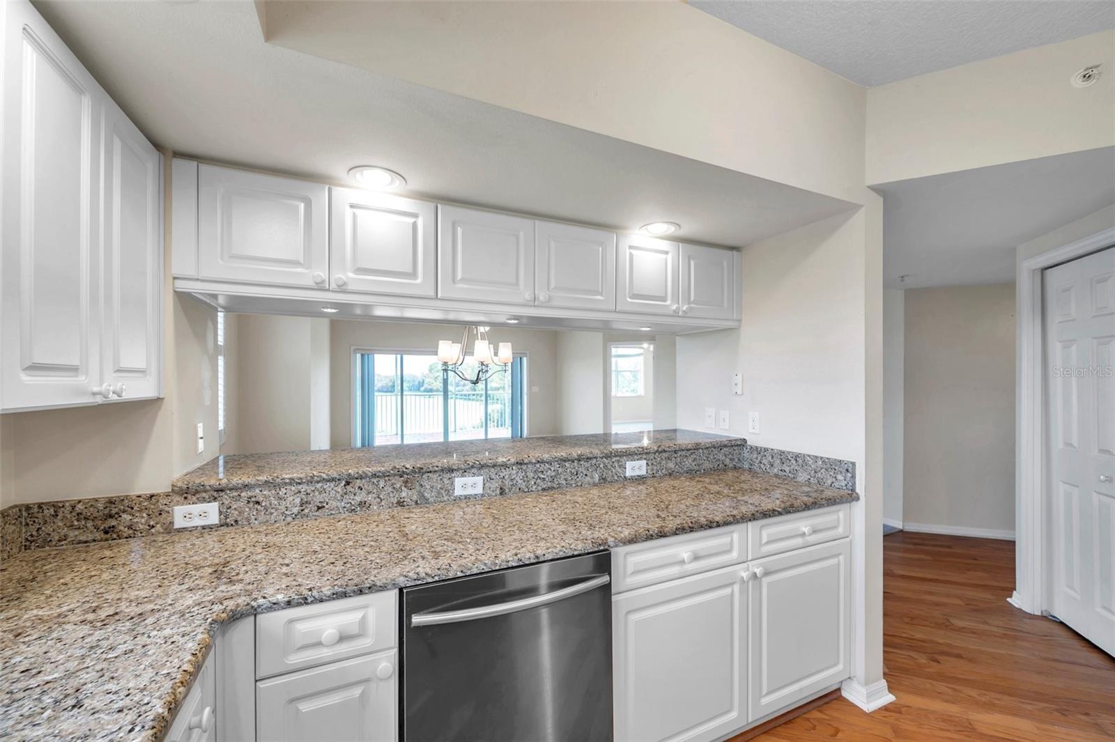 COUNTRY CLUB CONDO - Residential