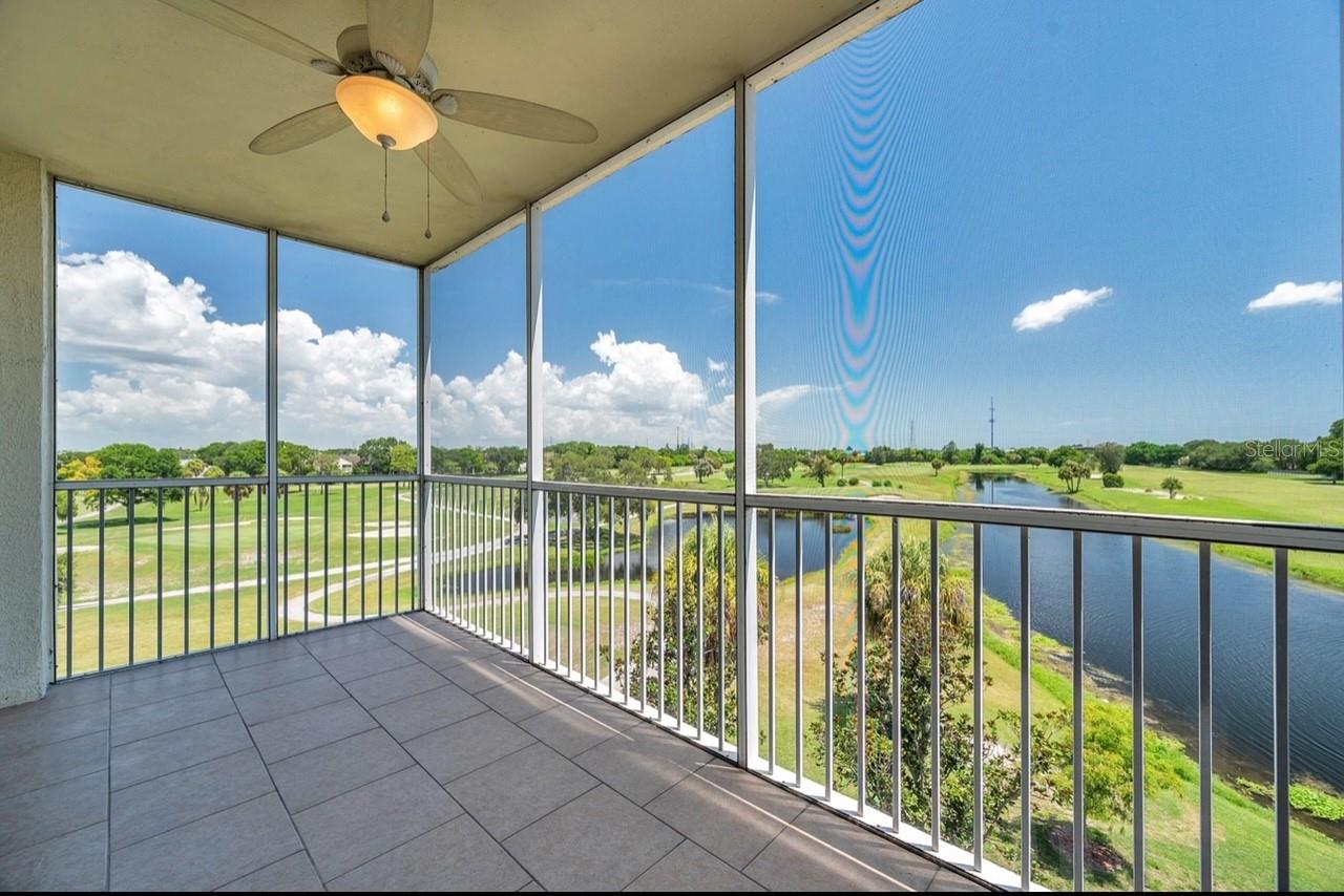 COUNTRY CLUB CONDO - Residential