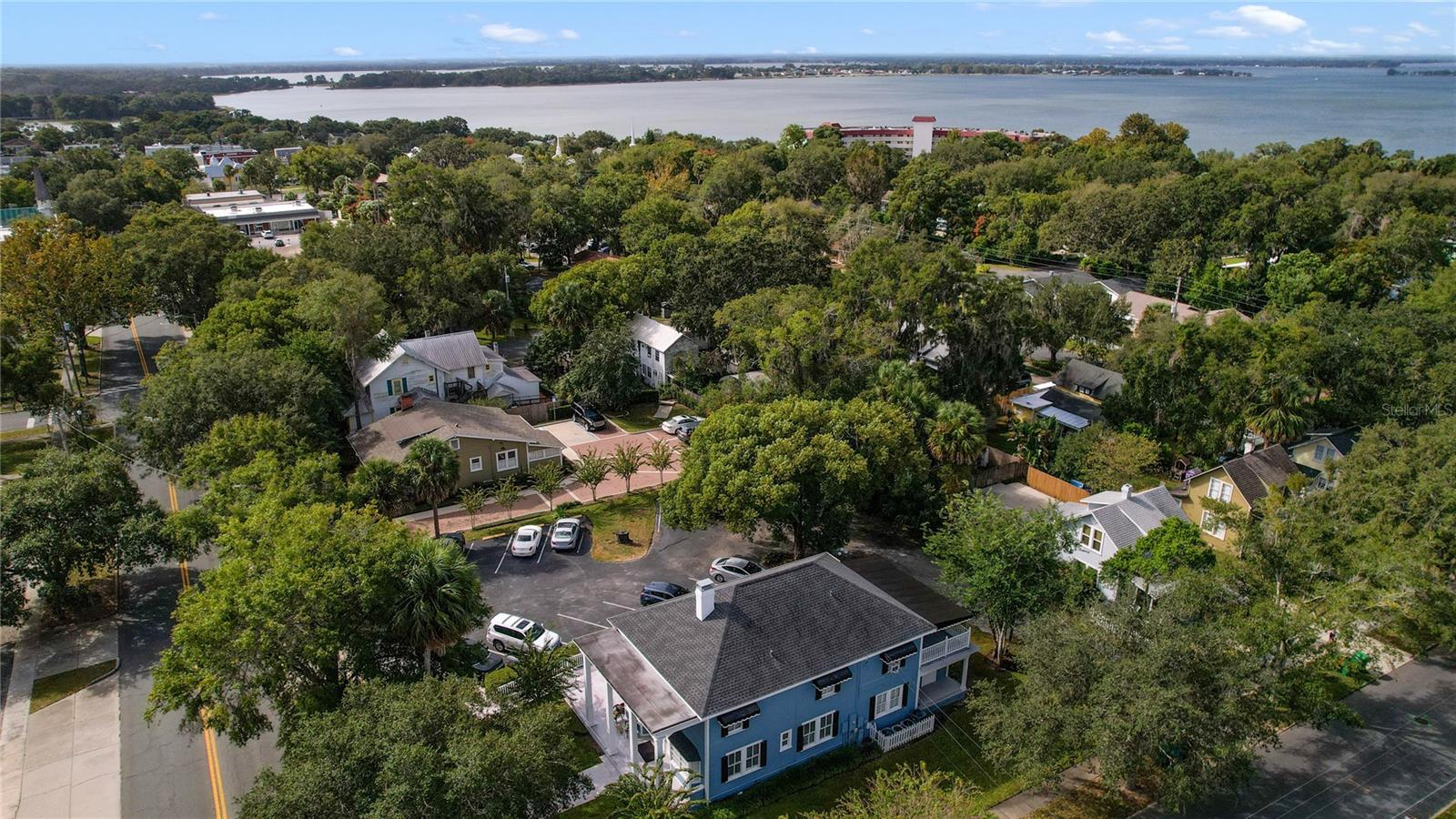 MOUNT DORA - Commercial Sale