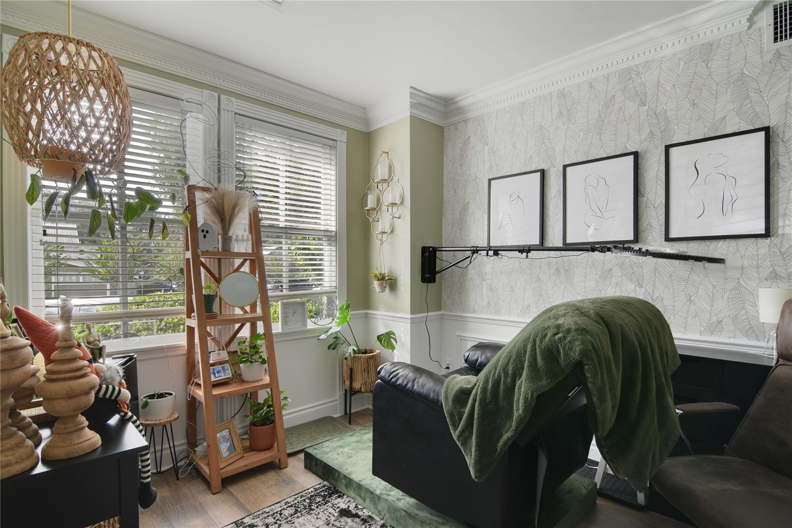 MOUNT DORA - Commercial Sale