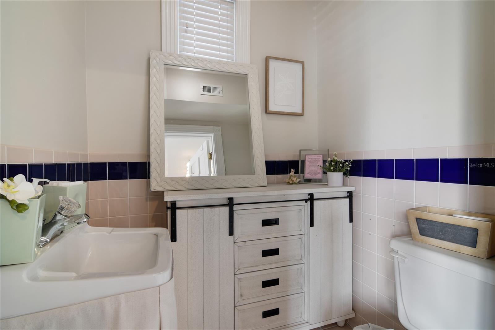 MOUNT DORA - Commercial Sale