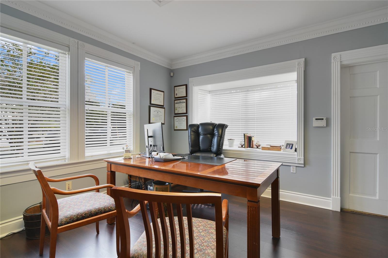 MOUNT DORA - Commercial Sale