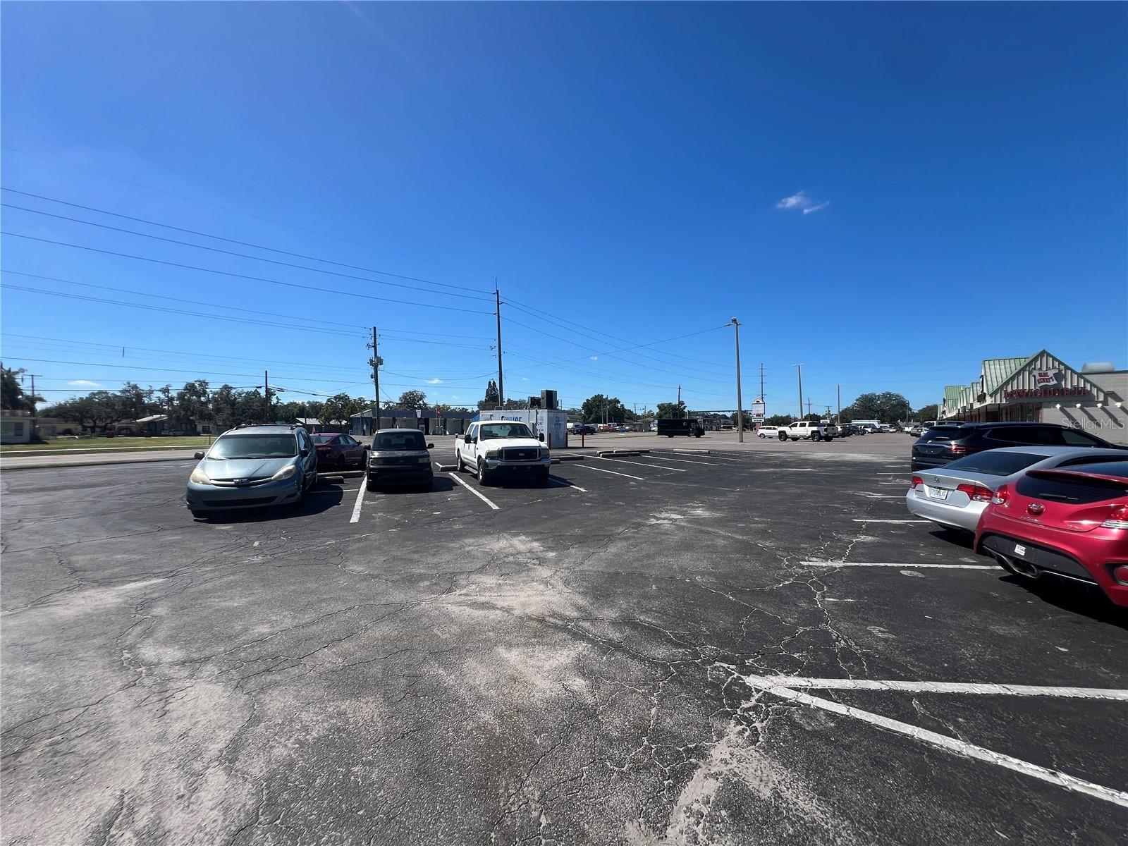 SEMINOLE LAKE ESTATES - Land