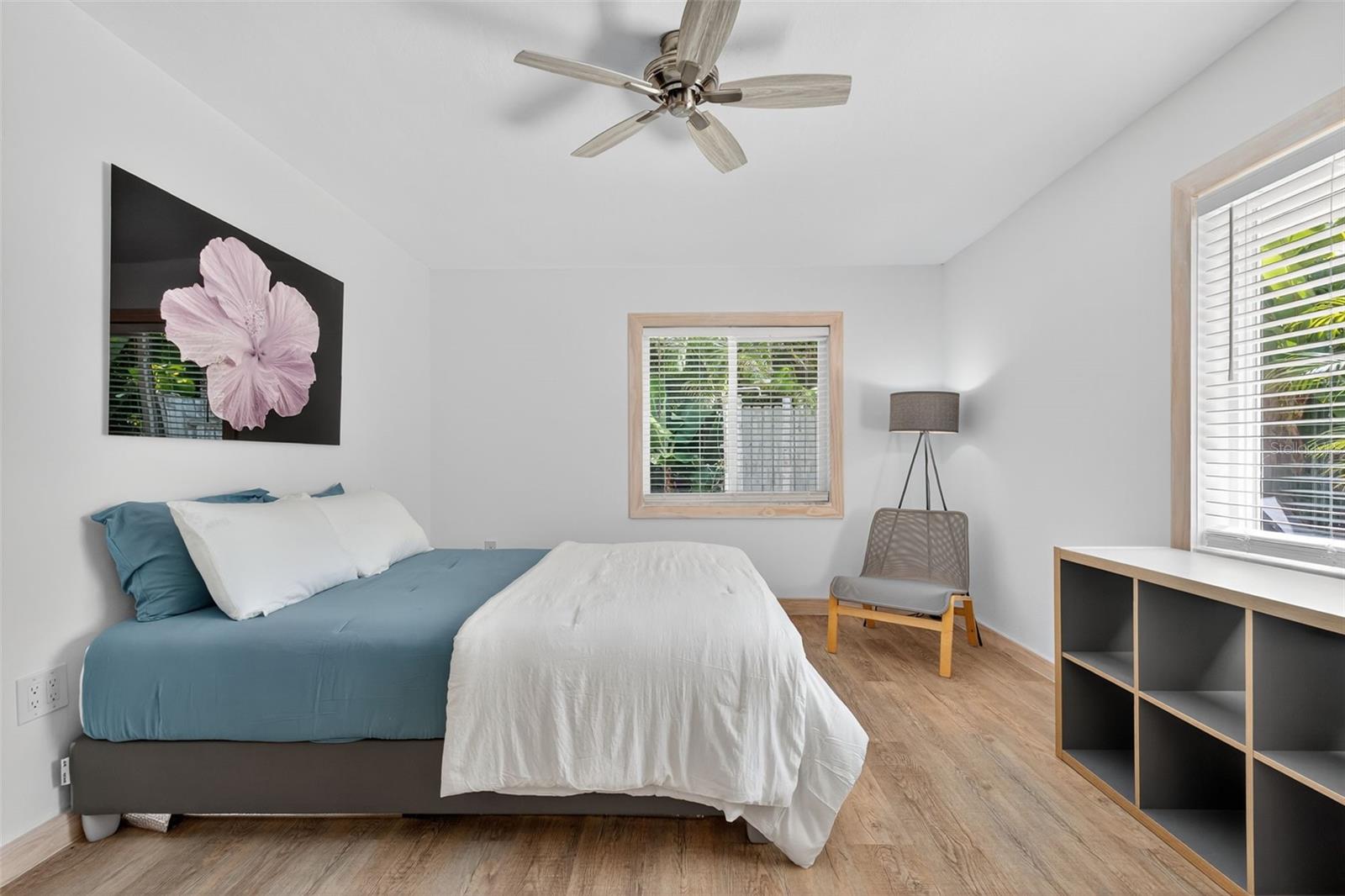 SOUTH GATE - Residential