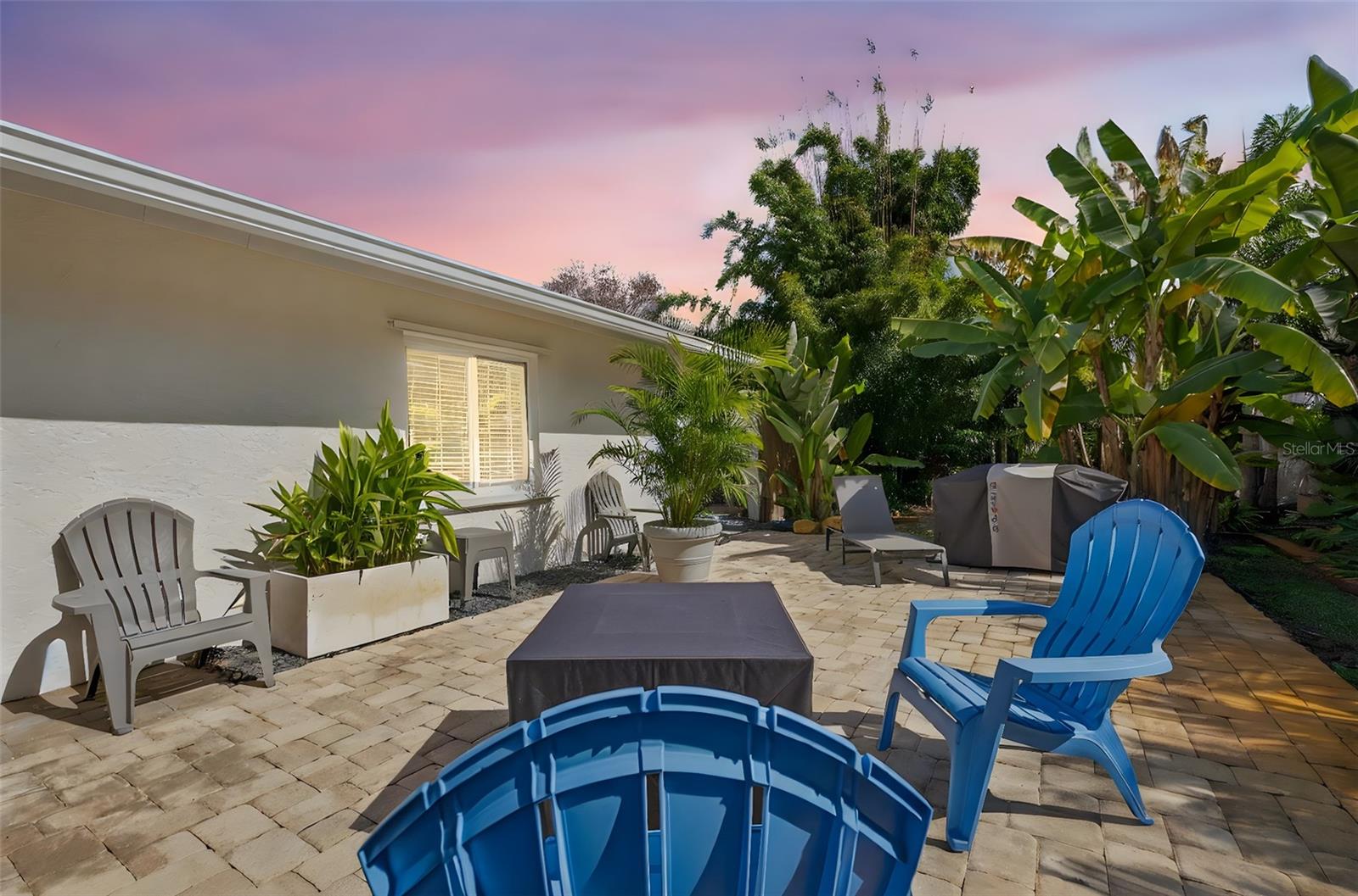 SOUTH GATE - Residential