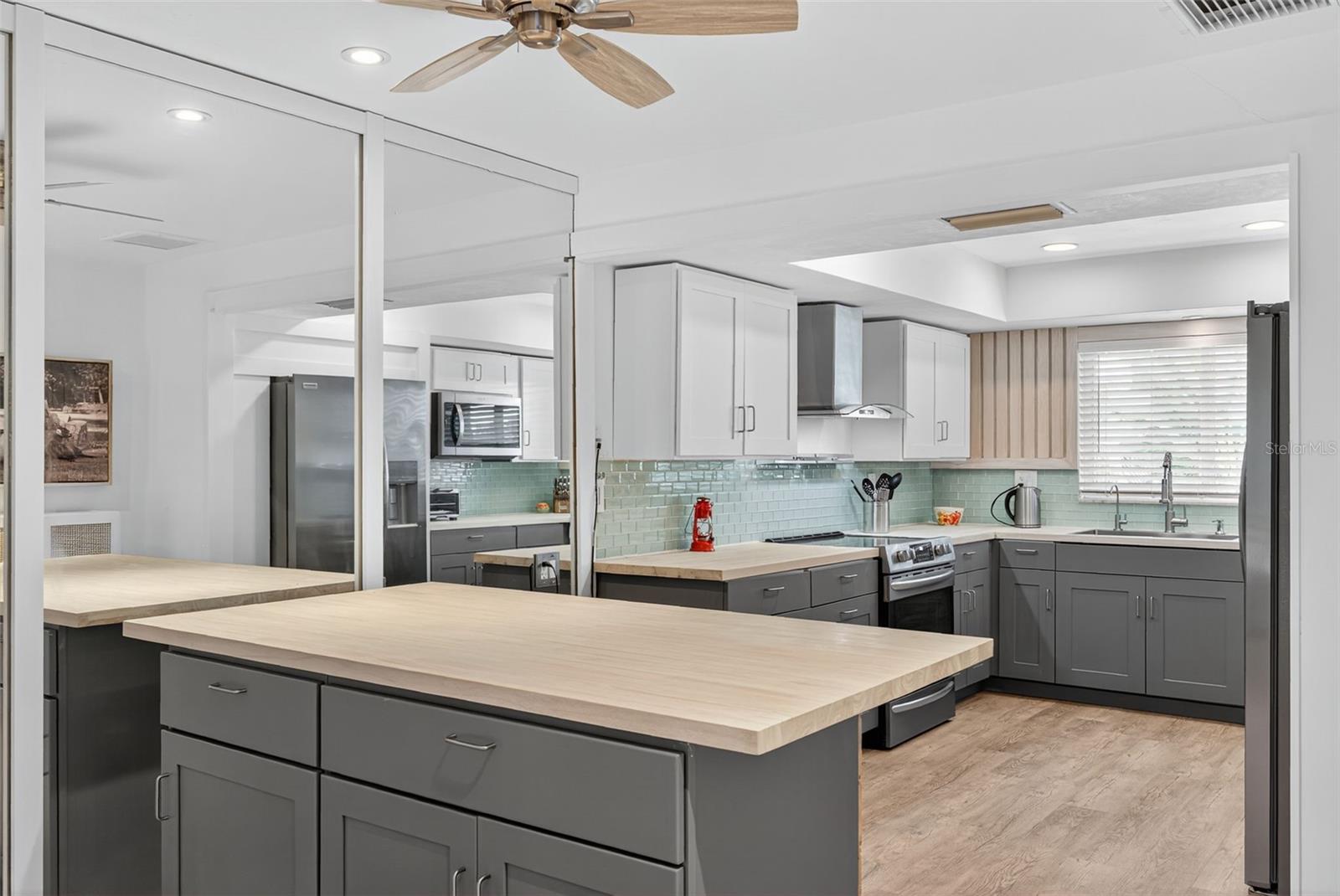 SOUTH GATE - Residential