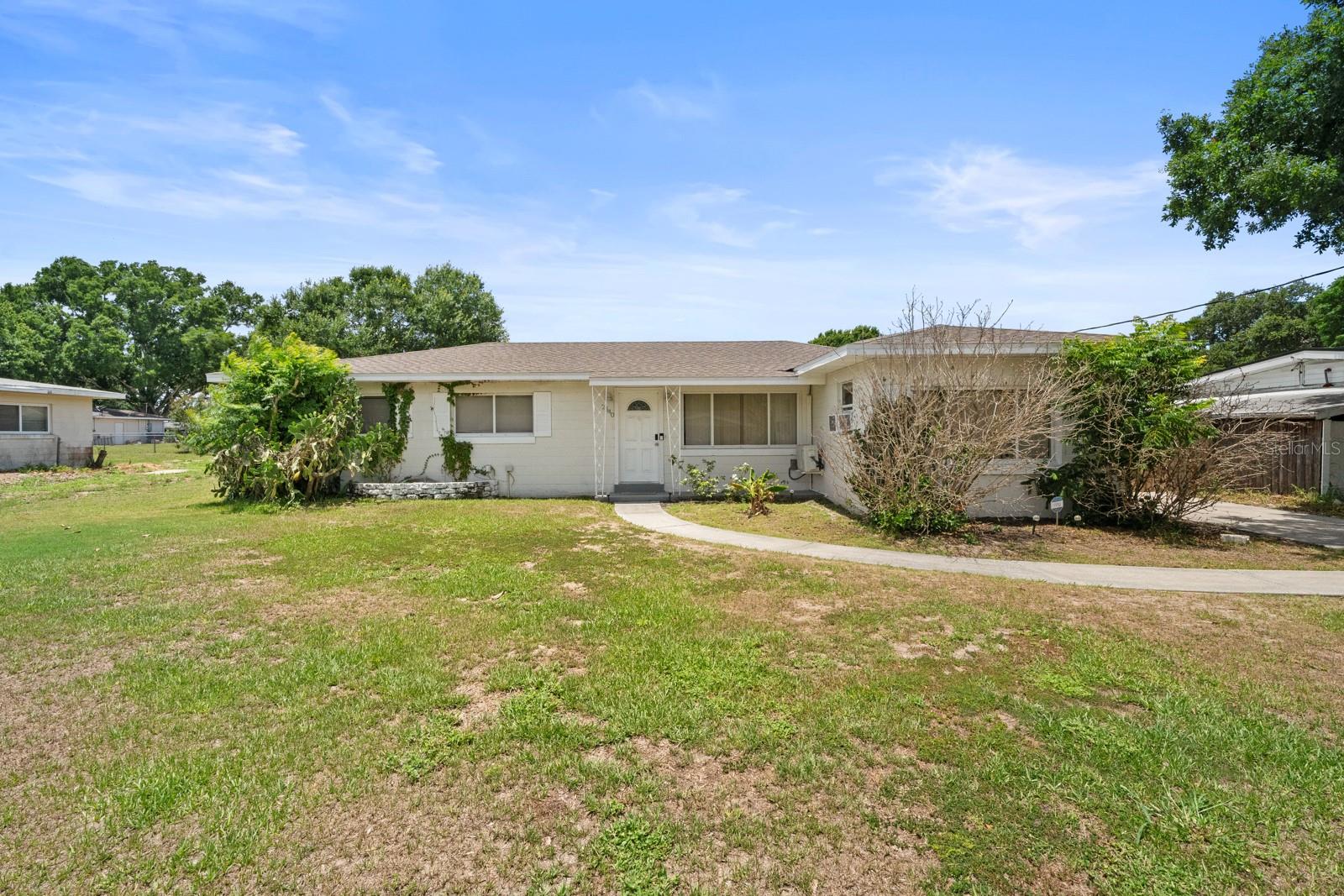 SOUTH ROY SHORES - Residential