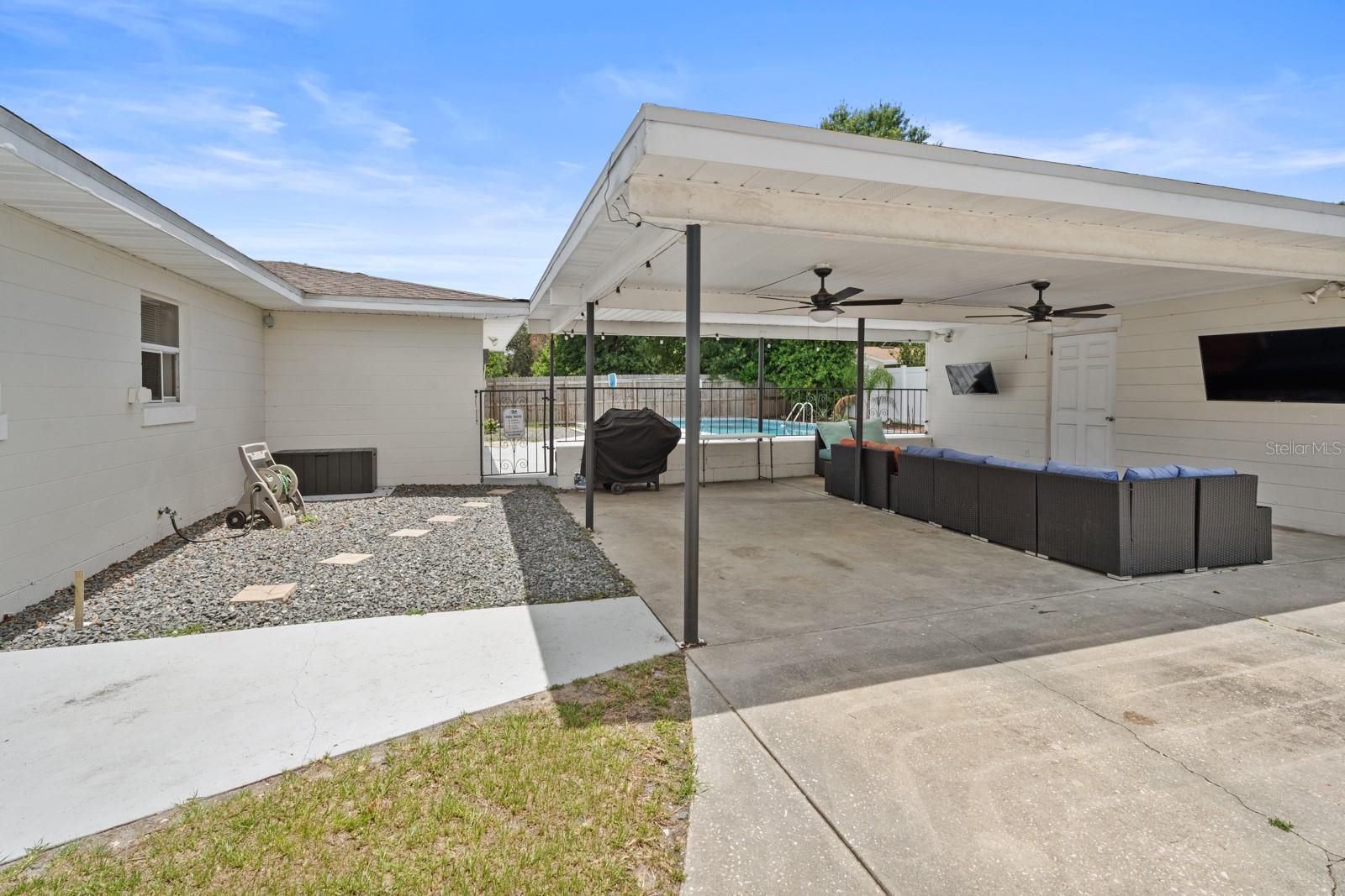 SOUTH ROY SHORES - Residential
