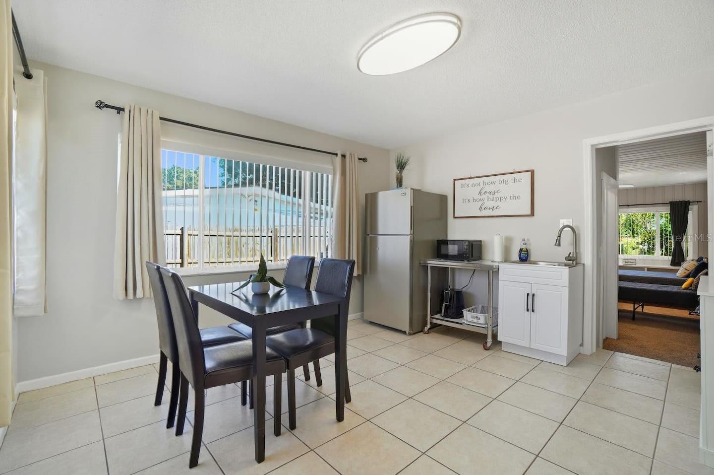 SOUTH ROY SHORES - Residential