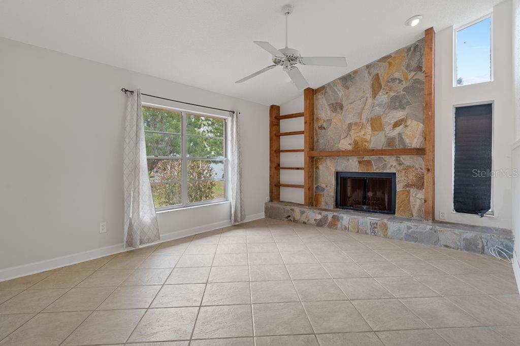 GULF HARBORS WOODLANDS - Residential Lease