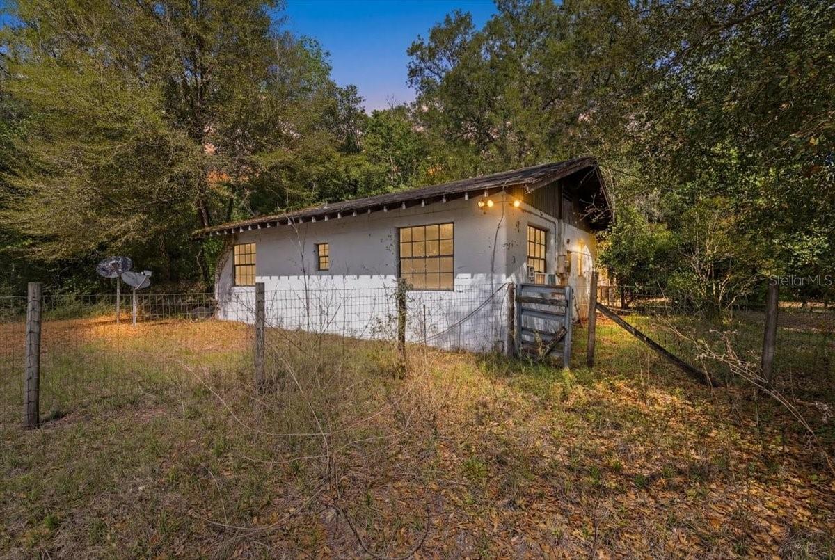 SMALL FARMS - Residential