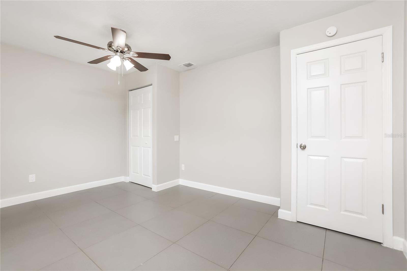 SUMMERFIELD ESTATES - Residential Lease