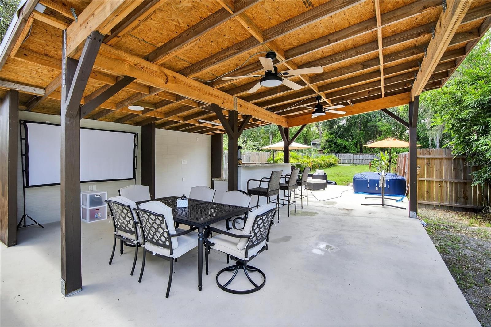 TEMPLE TERRACES - Residential