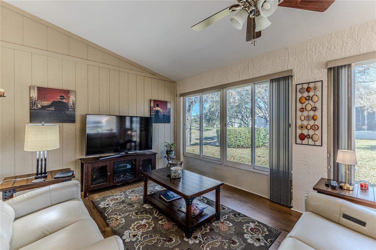 TIMBER PINES - Residential