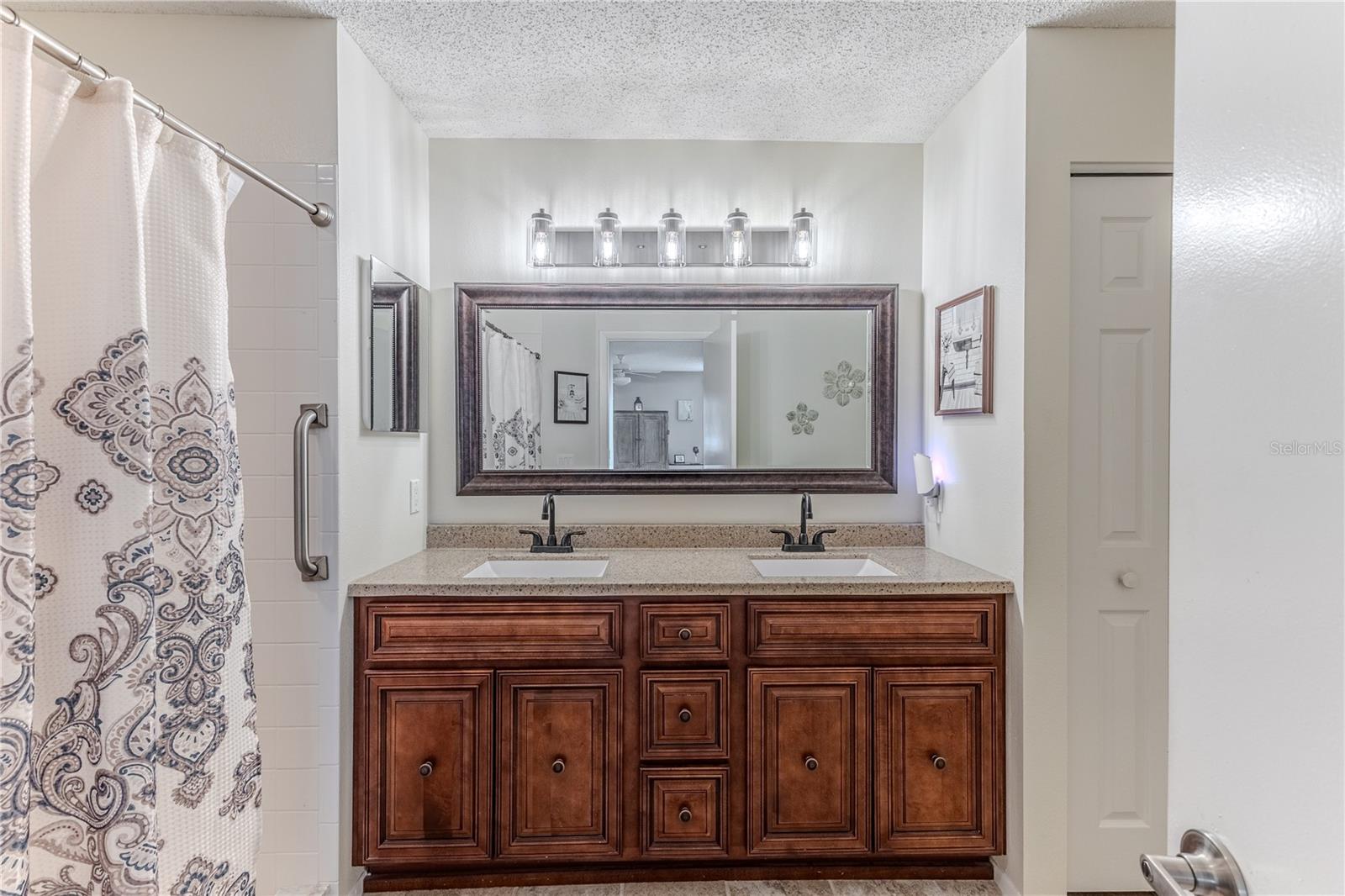 TIMBER PINES - Residential