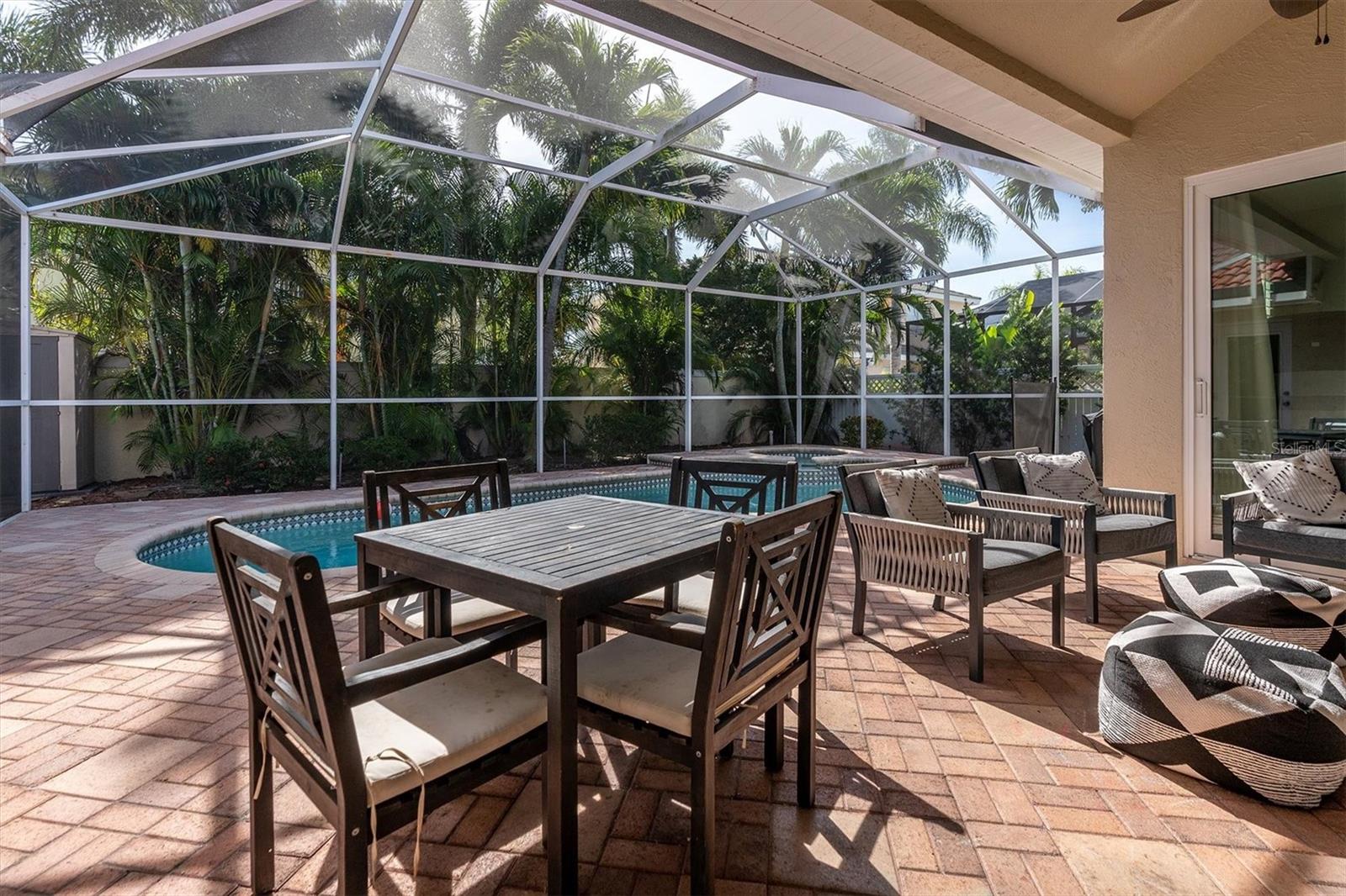 TIERRA VERDE LANDMARK - Residential