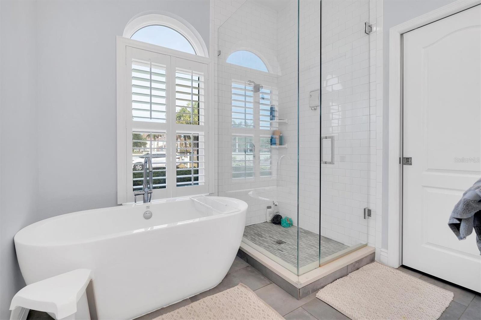 TIERRA VERDE LANDMARK - Residential