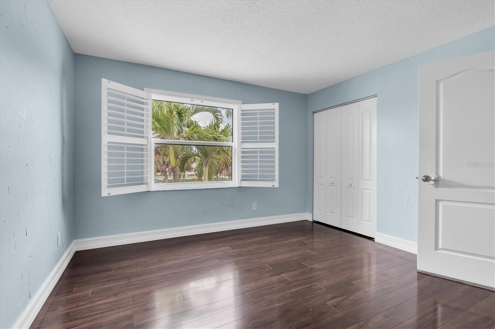 TIERRA VERDE LANDMARK - Residential