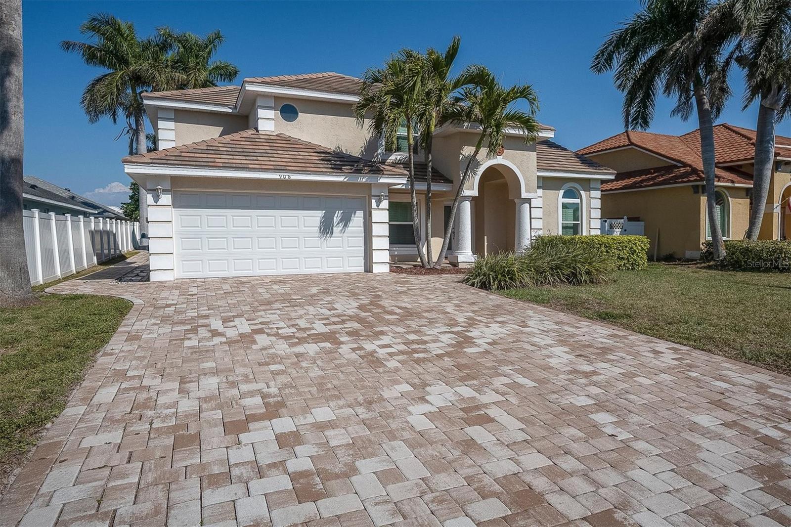 TIERRA VERDE LANDMARK - Residential