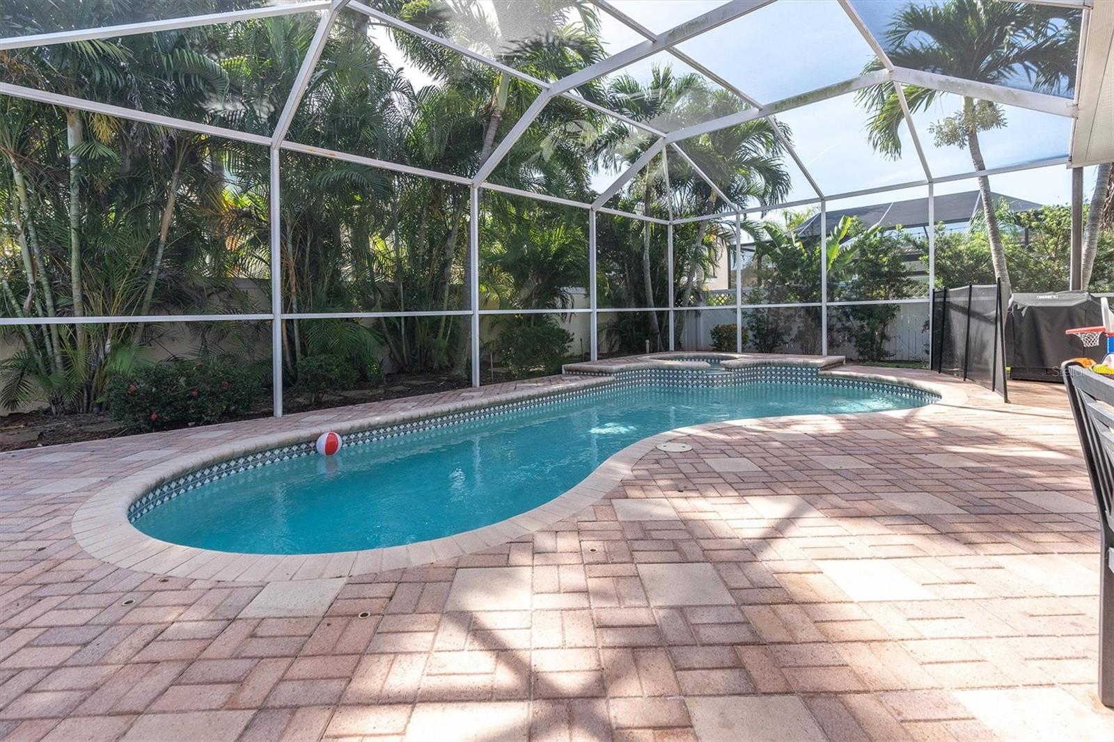 TIERRA VERDE LANDMARK - Residential