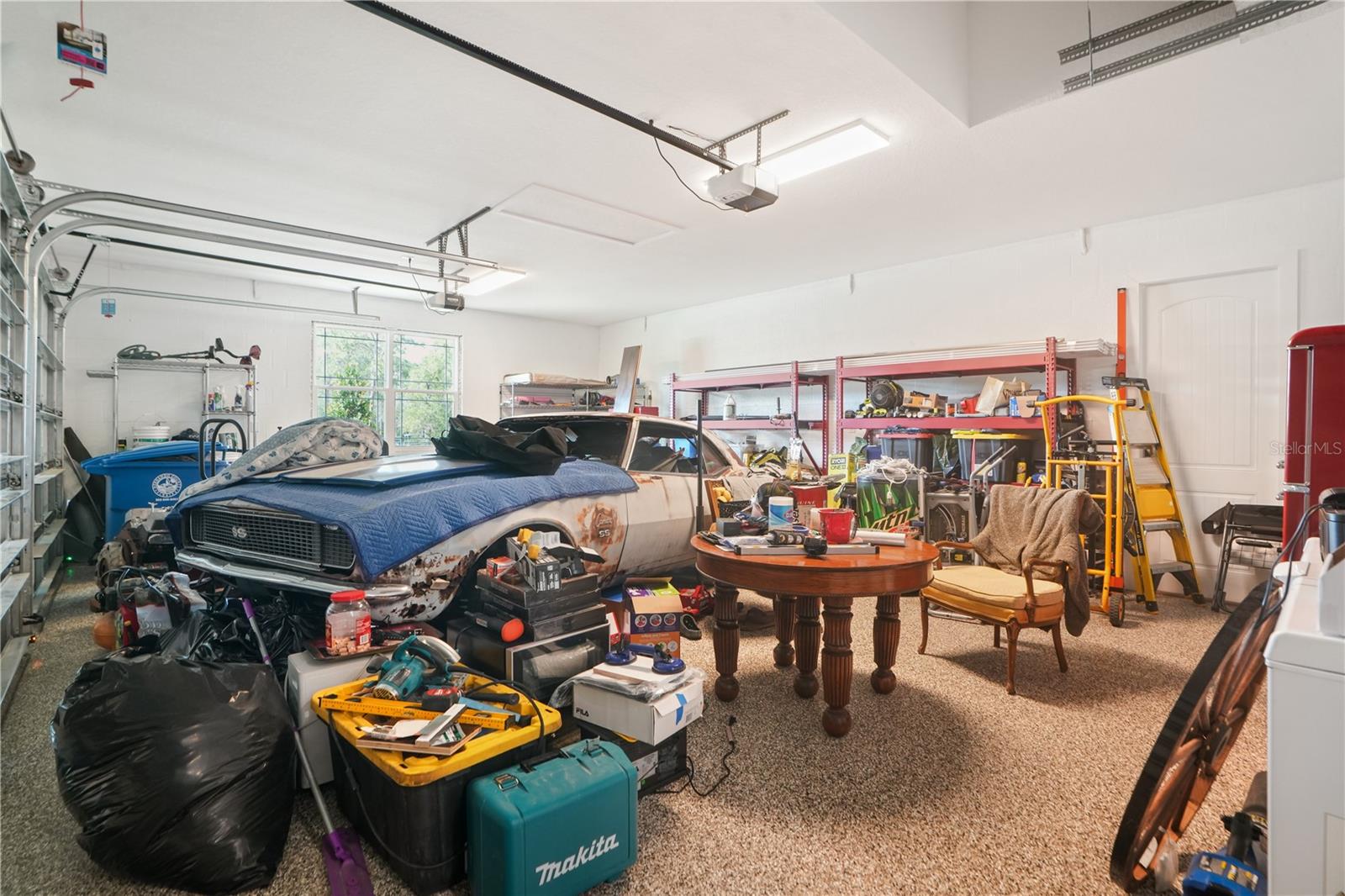 ROYAL HIGHLANDS - Residential