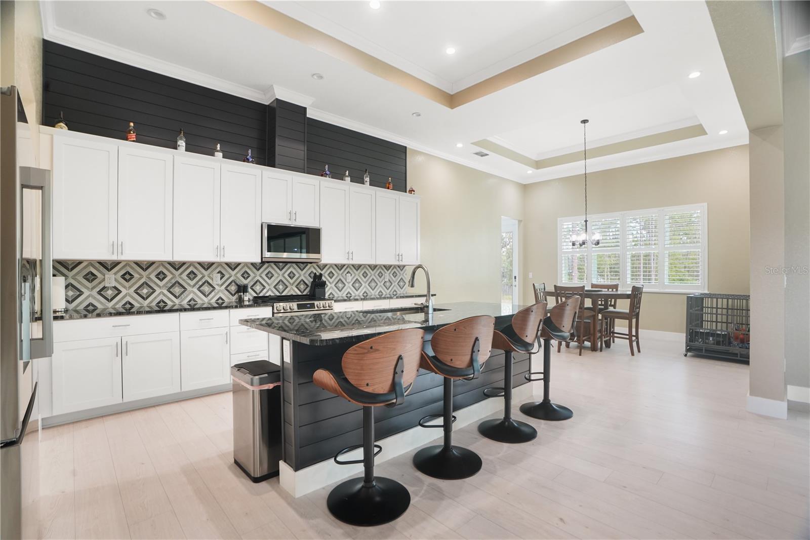 ROYAL HIGHLANDS - Residential