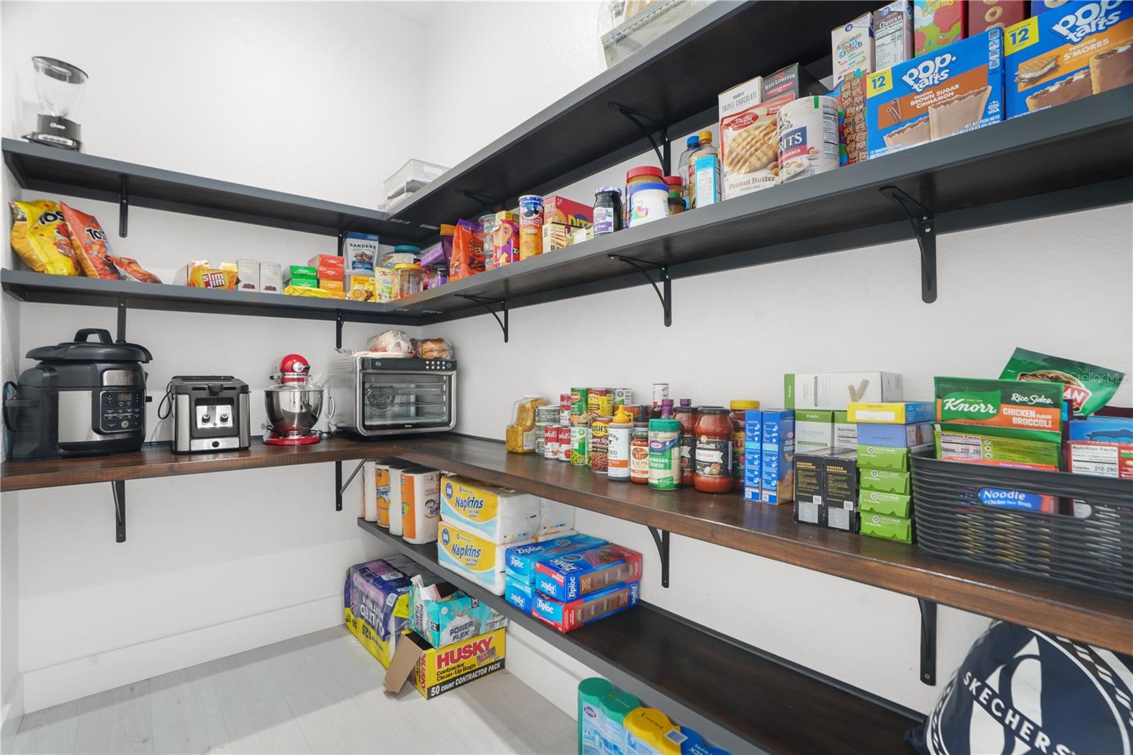 ROYAL HIGHLANDS - Residential