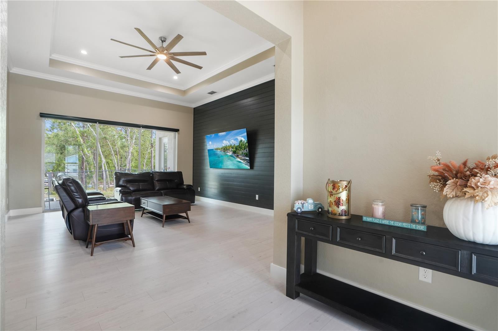 ROYAL HIGHLANDS - Residential