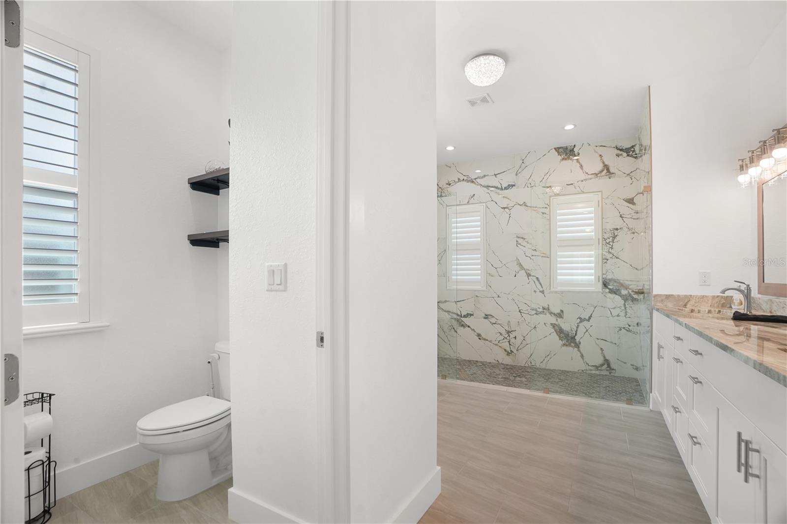 ROYAL HIGHLANDS - Residential