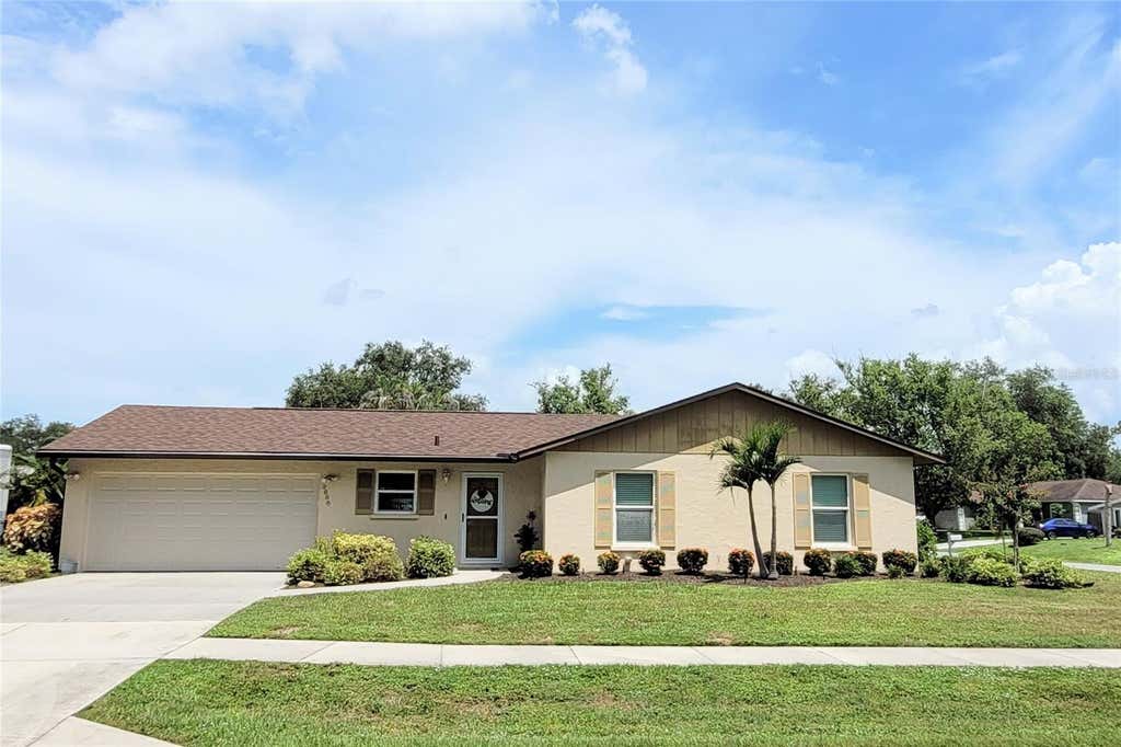 Photo of 3885 47th Street, Sarasota, FL 34235 (MLS # A4703965)